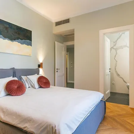 La Marie Apartment *